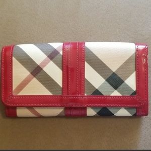 Burberry Nova Check wallet